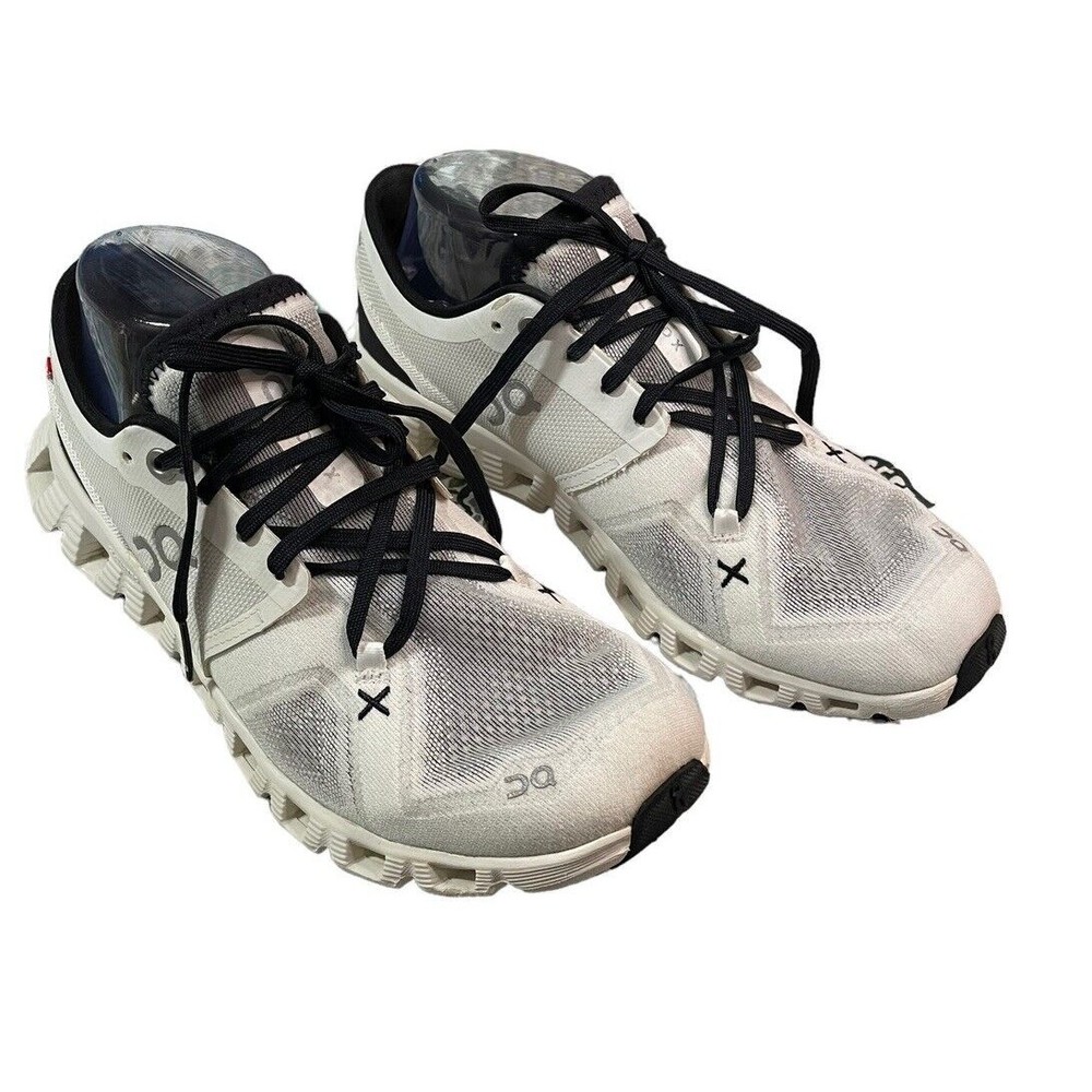On Cloud X Running Shoes Womens Size 8.5 Triple White Athletic Sneakers